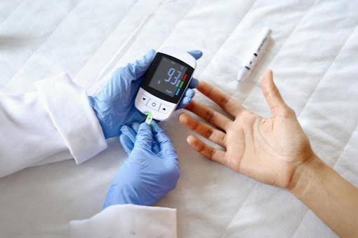 運動と食事で守る！血糖値の安定化戦略。最適な食事と運動の方法とは